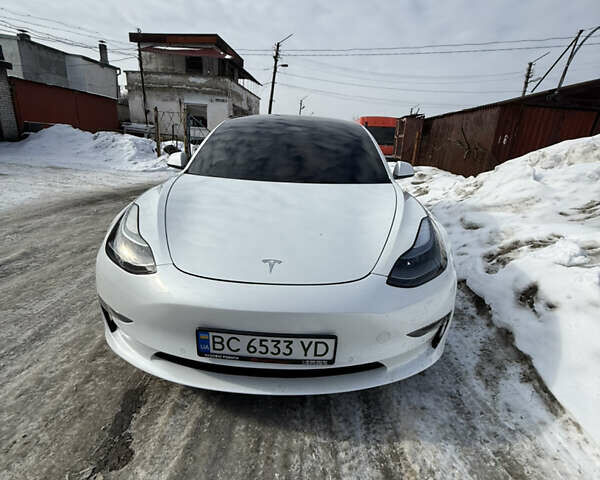 Білий Тесла Модель 3, об'ємом двигуна 0 л та пробігом 91 тис. км за 16700 $, фото 8 на Automoto.ua
