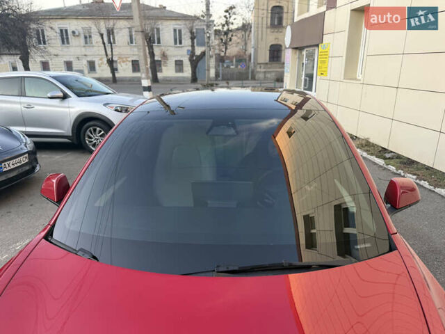 Белый Тесла Модель 3, объемом двигателя 0 л и пробегом 70 тыс. км за 20500 $, фото 12 на Automoto.ua