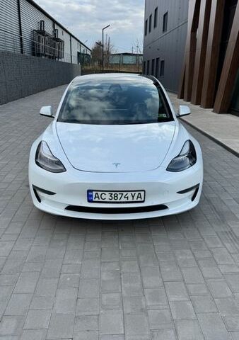 Белый Тесла Модель 3, объемом двигателя 0 л и пробегом 130 тыс. км за 18499 $, фото 22 на Automoto.ua