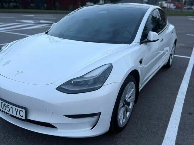 Білий Тесла Модель 3, об'ємом двигуна 0 л та пробігом 88 тис. км за 19700 $, фото 8 на Automoto.ua