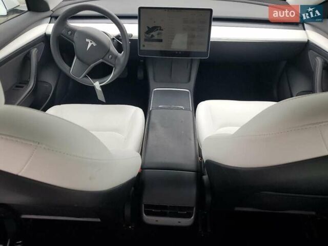Белый Тесла Модель 3, объемом двигателя 0 л и пробегом 25 тыс. км за 11550 $, фото 8 на Automoto.ua
