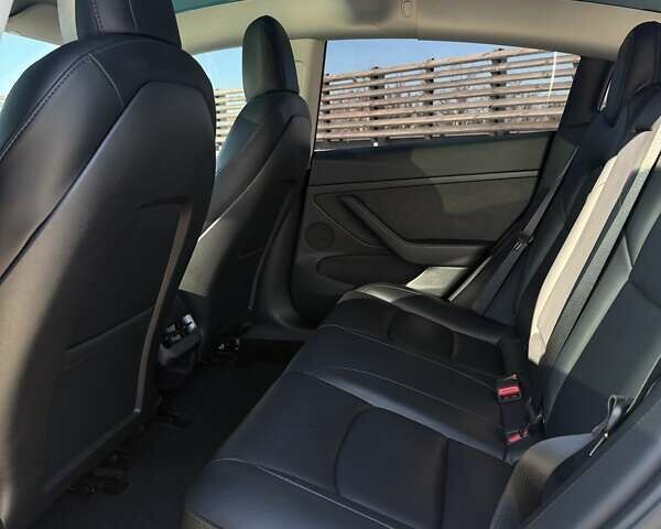 Белый Тесла Модель 3, объемом двигателя 0 л и пробегом 38 тыс. км за 24300 $, фото 18 на Automoto.ua