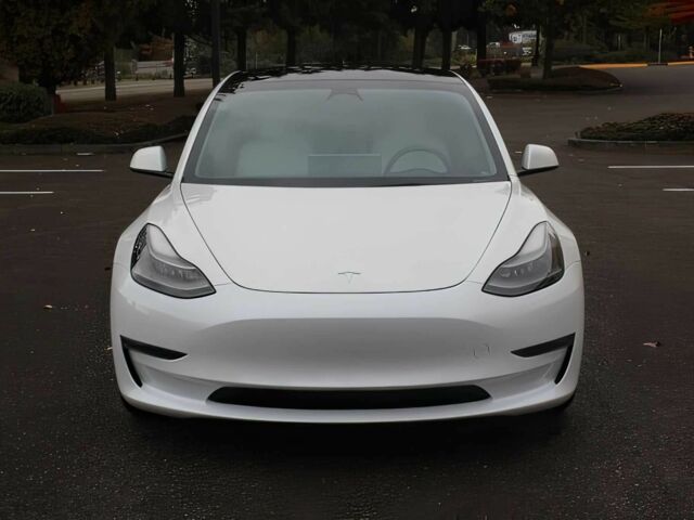 Белый Тесла Модель 3, объемом двигателя 0 л и пробегом 29 тыс. км за 9100 $, фото 1 на Automoto.ua