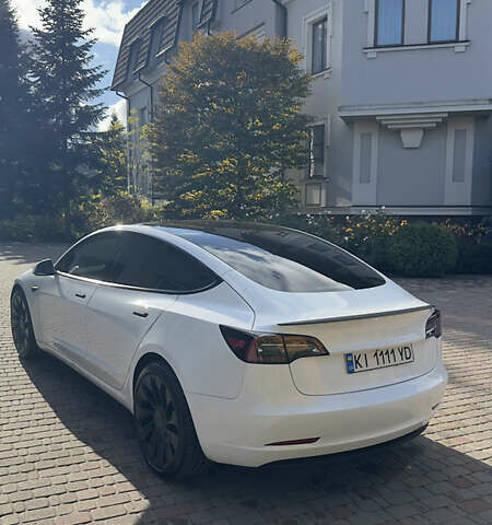 Белый Тесла Модель 3, объемом двигателя 0 л и пробегом 66 тыс. км за 29900 $, фото 4 на Automoto.ua
