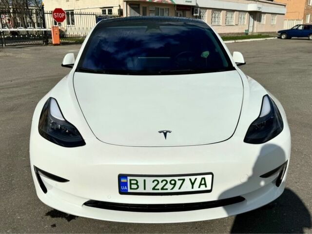 Белый Тесла Модель 3, объемом двигателя 0 л и пробегом 45 тыс. км за 26999 $, фото 3 на Automoto.ua
