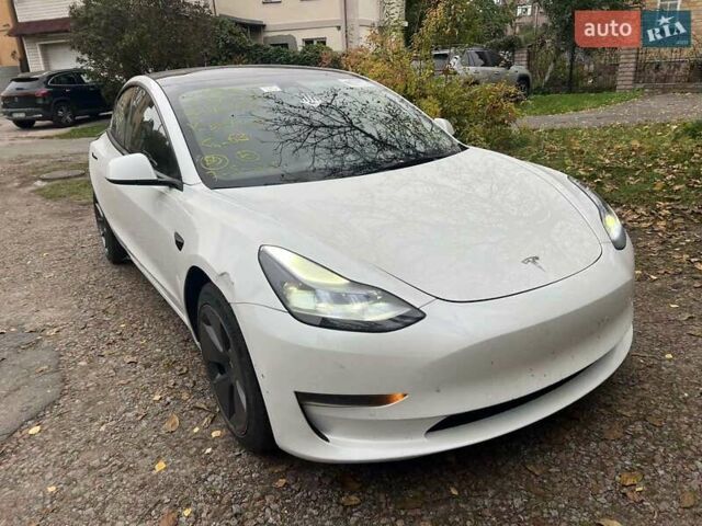 Тесла Модель 3 2022 в Киеве на Automoto.ua Белый Тесла Модель 3, объемом двигателя 0 л и пробегом 64 тыс. км за 14700 $, фото 26 на Automoto.ua