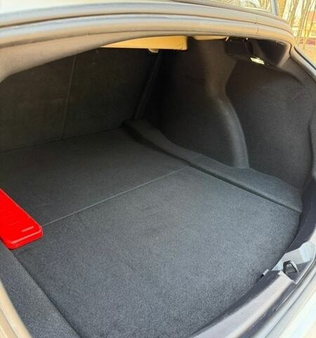 Белый Тесла Модель 3, объемом двигателя 0 л и пробегом 94 тыс. км за 21800 $, фото 21 на Automoto.ua