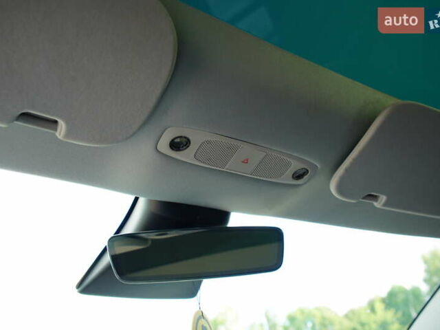 Білий Тесла Модель 3, об'ємом двигуна 0 л та пробігом 33 тис. км за 20700 $, фото 23 на Automoto.ua