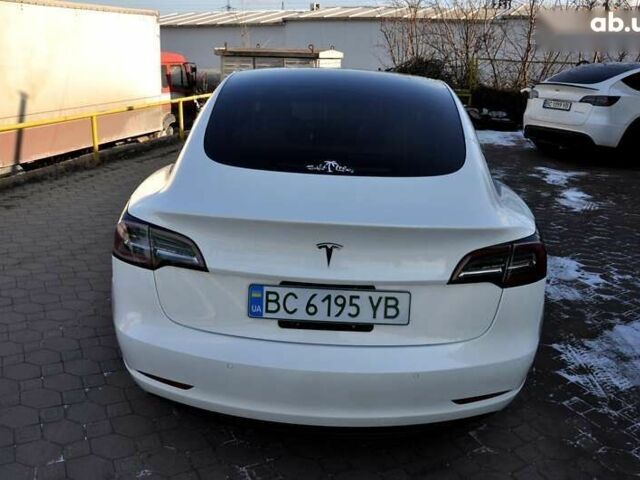 Белый Тесла Модель 3, объемом двигателя 0 л и пробегом 104 тыс. км за 21500 $, фото 7 на Automoto.ua