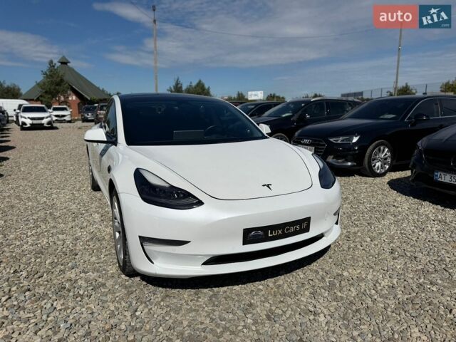 Белый Тесла Модель 3, объемом двигателя 0 л и пробегом 83 тыс. км за 21500 $, фото 3 на Automoto.ua