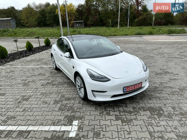 Білий Тесла Модель 3, об'ємом двигуна 0 л та пробігом 120 тис. км за 15900 $, фото 1 на Automoto.ua