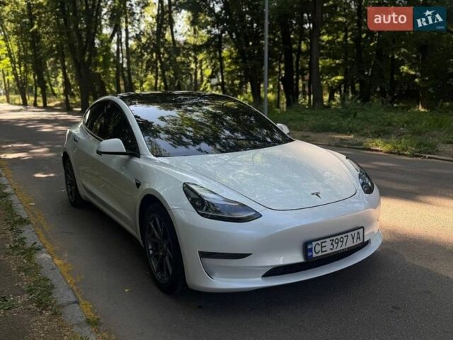 Білий Тесла Модель 3, об'ємом двигуна 0 л та пробігом 70 тис. км за 22000 $, фото 1 на Automoto.ua