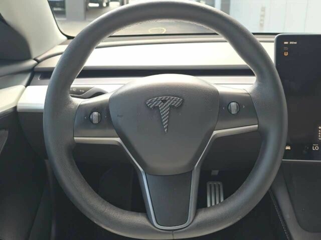 Білий Тесла Модель 3, об'ємом двигуна 0 л та пробігом 19 тис. км за 7916 $, фото 8 на Automoto.ua