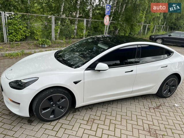 Білий Тесла Модель 3, об'ємом двигуна 0 л та пробігом 76 тис. км за 20500 $, фото 22 на Automoto.ua