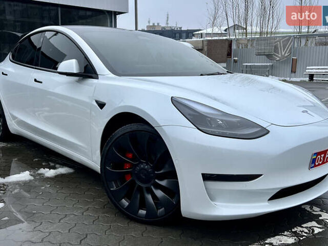 Білий Тесла Модель 3, об'ємом двигуна 0 л та пробігом 5 тис. км за 22500 $, фото 16 на Automoto.ua