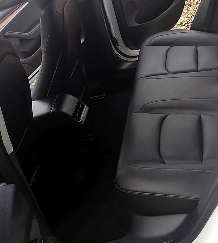 Белый Тесла Модель 3, объемом двигателя 0 л и пробегом 47 тыс. км за 18500 $, фото 5 на Automoto.ua