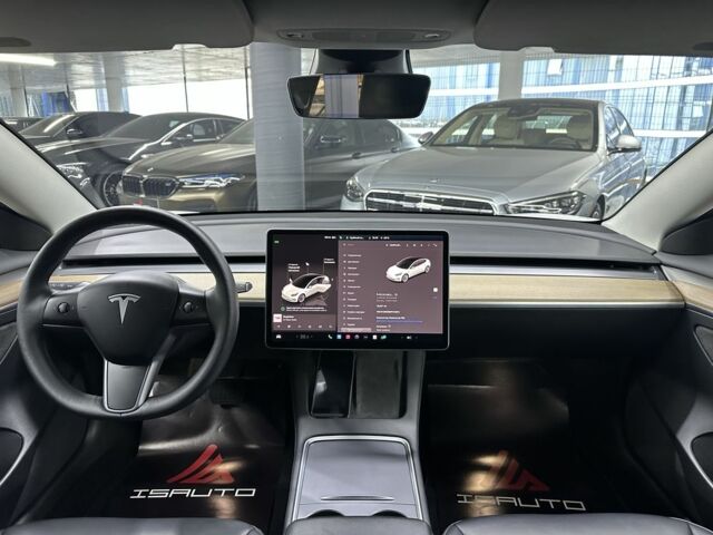 Белый Тесла Модель 3, объемом двигателя 0 л и пробегом 76 тыс. км за 22900 $, фото 19 на Automoto.ua