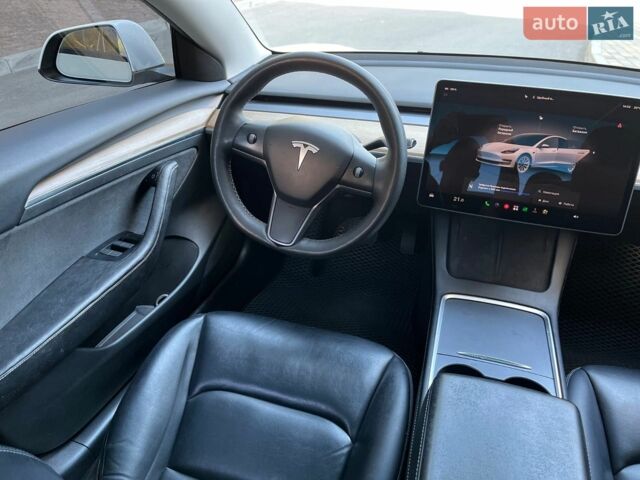 Білий Тесла Модель 3, об'ємом двигуна 0 л та пробігом 111 тис. км за 20700 $, фото 13 на Automoto.ua