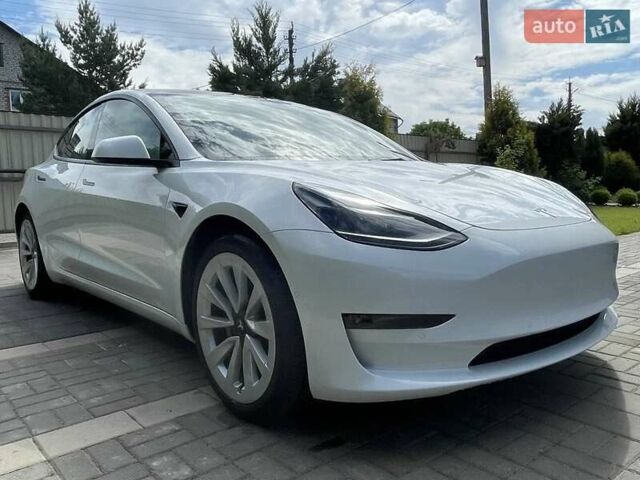 Белый Тесла Модель 3, объемом двигателя 0 л и пробегом 155 тыс. км за 19900 $, фото 8 на Automoto.ua