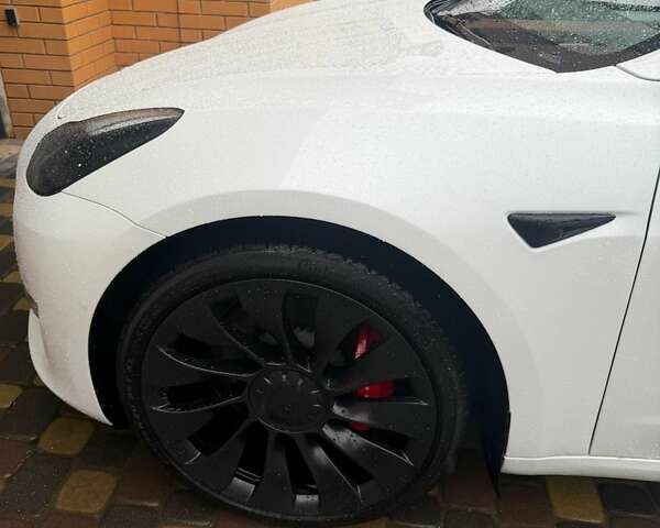 Белый Тесла Модель 3, объемом двигателя 0 л и пробегом 40 тыс. км за 25000 $, фото 19 на Automoto.ua