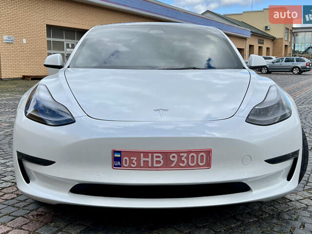 Білий Тесла Модель 3, об'ємом двигуна 0 л та пробігом 2 тис. км за 23700 $, фото 7 на Automoto.ua