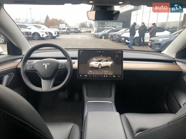 Білий Тесла Модель 3, об'ємом двигуна 0 л та пробігом 10 тис. км за 25500 $, фото 10 на Automoto.ua