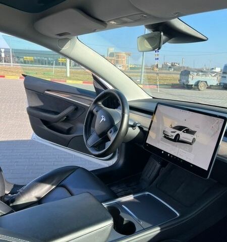 Белый Тесла Модель 3, объемом двигателя 0 л и пробегом 132 тыс. км за 19800 $, фото 19 на Automoto.ua