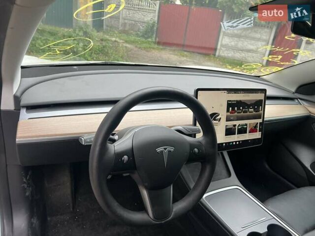 Тесла Модель 3 2022 в Киеве на Automoto.ua Белый Тесла Модель 3, объемом двигателя 0 л и пробегом 64 тыс. км за 14700 $, фото 8 на Automoto.ua