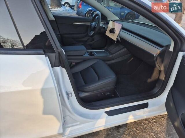 Білий Тесла Модель 3, об'ємом двигуна 0 л та пробігом 44 тис. км за 24900 $, фото 11 на Automoto.ua