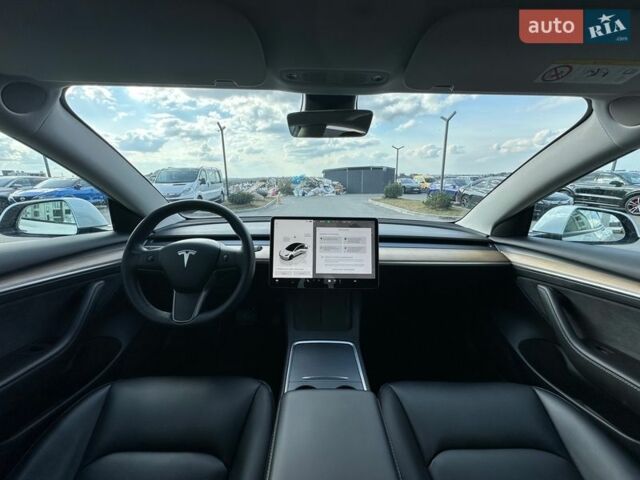 Білий Тесла Модель 3, об'ємом двигуна 0 л та пробігом 80 тис. км за 23500 $, фото 15 на Automoto.ua