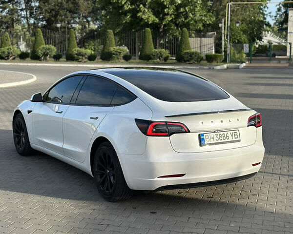Білий Тесла Модель 3, об'ємом двигуна 0 л та пробігом 34 тис. км за 25000 $, фото 5 на Automoto.ua