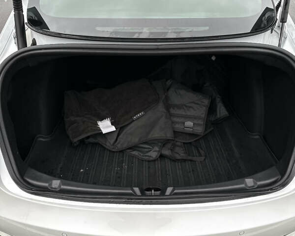 Белый Тесла Модель 3, объемом двигателя 0 л и пробегом 109 тыс. км за 16900 $, фото 12 на Automoto.ua