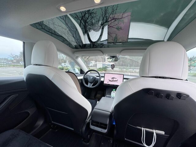 Білий Тесла Модель 3, об'ємом двигуна 0 л та пробігом 108 тис. км за 22000 $, фото 6 на Automoto.ua