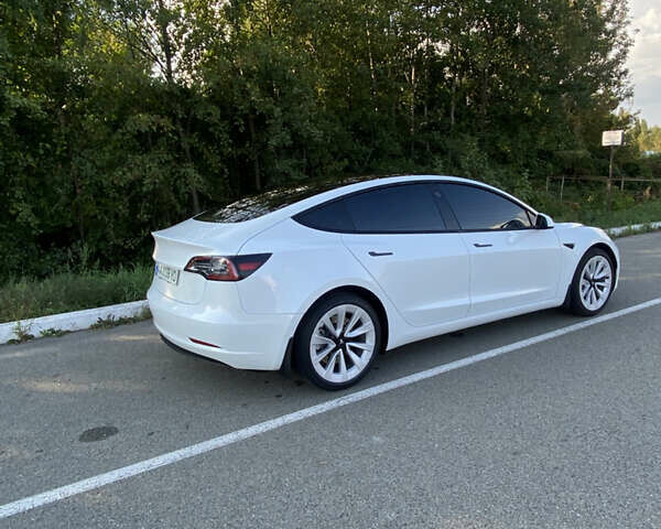 Белый Тесла Модель 3, объемом двигателя 0 л и пробегом 40 тыс. км за 21000 $, фото 3 на Automoto.ua