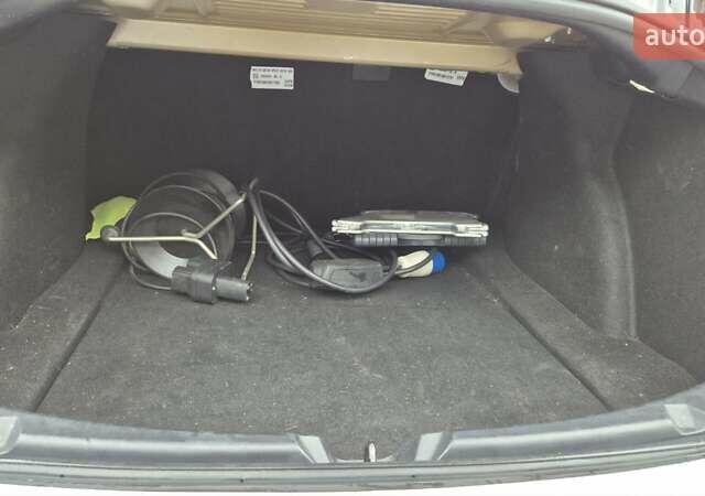 Белый Тесла Модель 3, объемом двигателя 0 л и пробегом 145 тыс. км за 16800 $, фото 19 на Automoto.ua