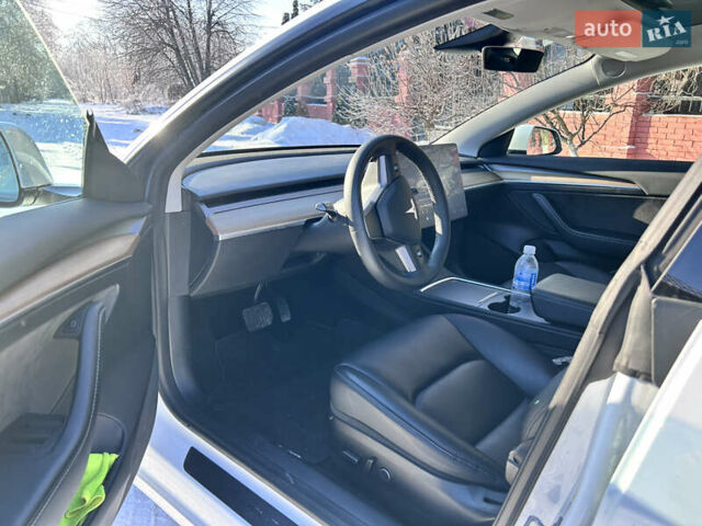 Білий Тесла Модель 3, об'ємом двигуна 0 л та пробігом 111 тис. км за 19200 $, фото 9 на Automoto.ua