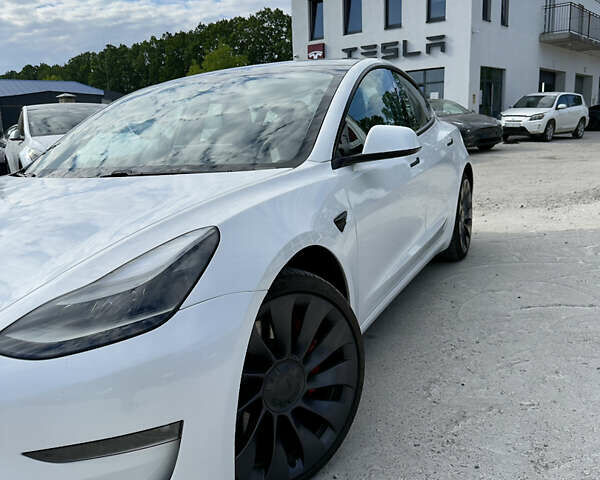 Белый Тесла Модель 3, объемом двигателя 0 л и пробегом 10 тыс. км за 27900 $, фото 7 на Automoto.ua