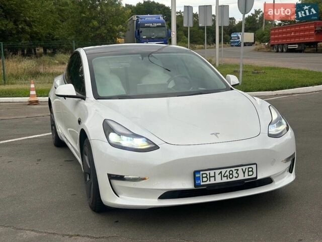 Белый Тесла Модель 3, объемом двигателя 0 л и пробегом 140 тыс. км за 20999 $, фото 14 на Automoto.ua