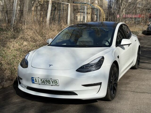 Білий Тесла Модель 3, об'ємом двигуна 0 л та пробігом 72 тис. км за 23499 $, фото 5 на Automoto.ua