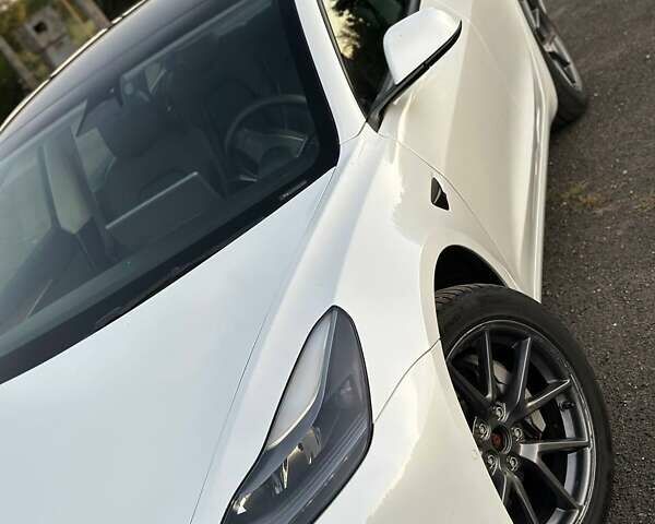 Тесла Модель 3 2022 у Кривому Розі на Automoto.ua Білий Тесла Модель 3, об'ємом двигуна 0 л та пробігом 144 тис. км за 18000 $, фото 14 на Automoto.ua
