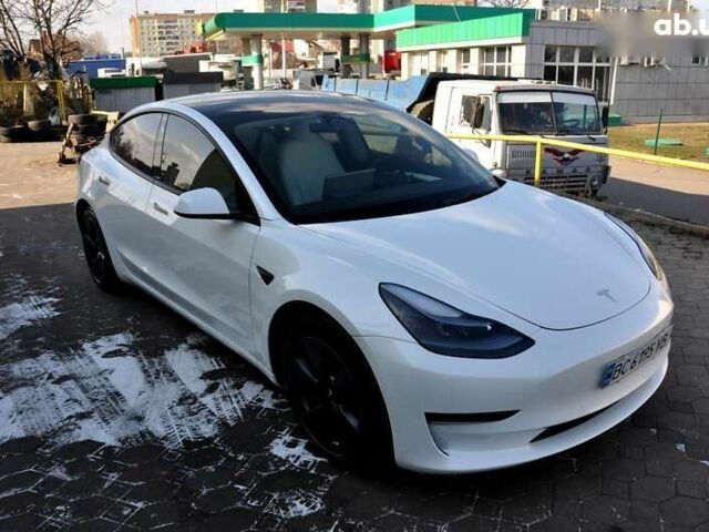 Белый Тесла Модель 3, объемом двигателя 0 л и пробегом 104 тыс. км за 21500 $, фото 2 на Automoto.ua