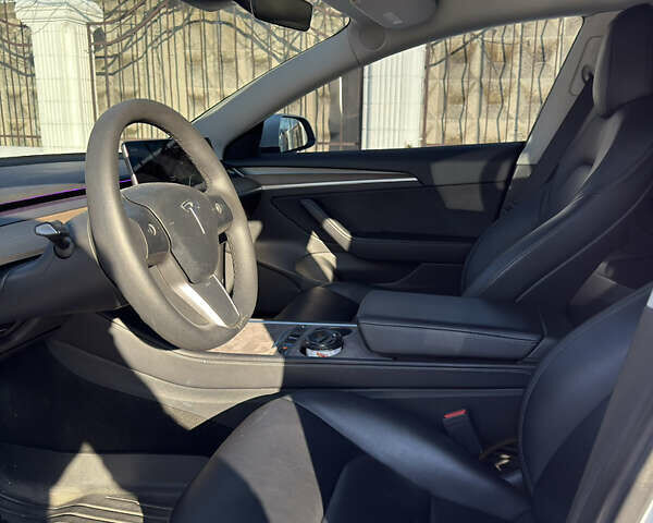 Белый Тесла Модель 3, объемом двигателя 0 л и пробегом 55 тыс. км за 24900 $, фото 12 на Automoto.ua