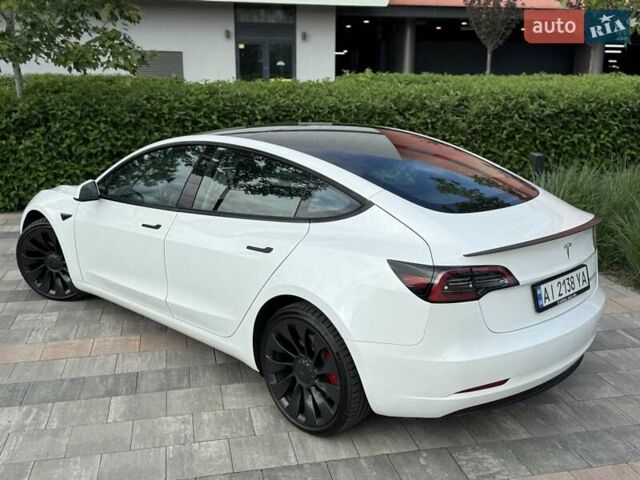 Белый Тесла Модель 3, объемом двигателя 0 л и пробегом 65 тыс. км за 29999 $, фото 6 на Automoto.ua