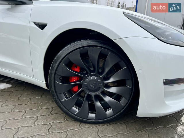 Білий Тесла Модель 3, об'ємом двигуна 0 л та пробігом 5 тис. км за 22500 $, фото 18 на Automoto.ua