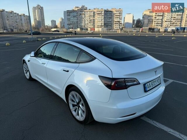 Белый Тесла Модель 3, объемом двигателя 0 л и пробегом 81 тыс. км за 17500 $, фото 10 на Automoto.ua