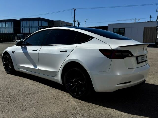 Білий Тесла Модель 3, об'ємом двигуна 0 л та пробігом 72 тис. км за 23000 $, фото 6 на Automoto.ua