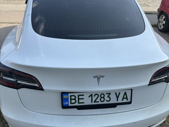 Тесла Модель 3 2022 у Миколаєві на Automoto.ua Білий Тесла Модель 3, об'ємом двигуна 0 л та пробігом 165 тис. км за 18500 $, фото 4 на Automoto.ua