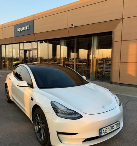 Белый Тесла Модель 3, объемом двигателя 0 л и пробегом 38 тыс. км за 21999 $, фото 1 на Automoto.ua