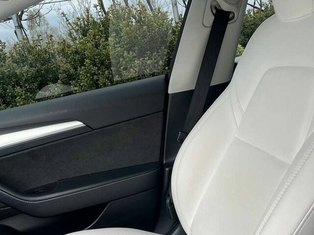 Білий Тесла Модель 3, об'ємом двигуна 0 л та пробігом 84 тис. км за 19000 $, фото 7 на Automoto.ua
