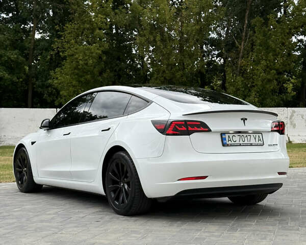 Белый Тесла Модель 3, объемом двигателя 0 л и пробегом 71 тыс. км за 23000 $, фото 24 на Automoto.ua